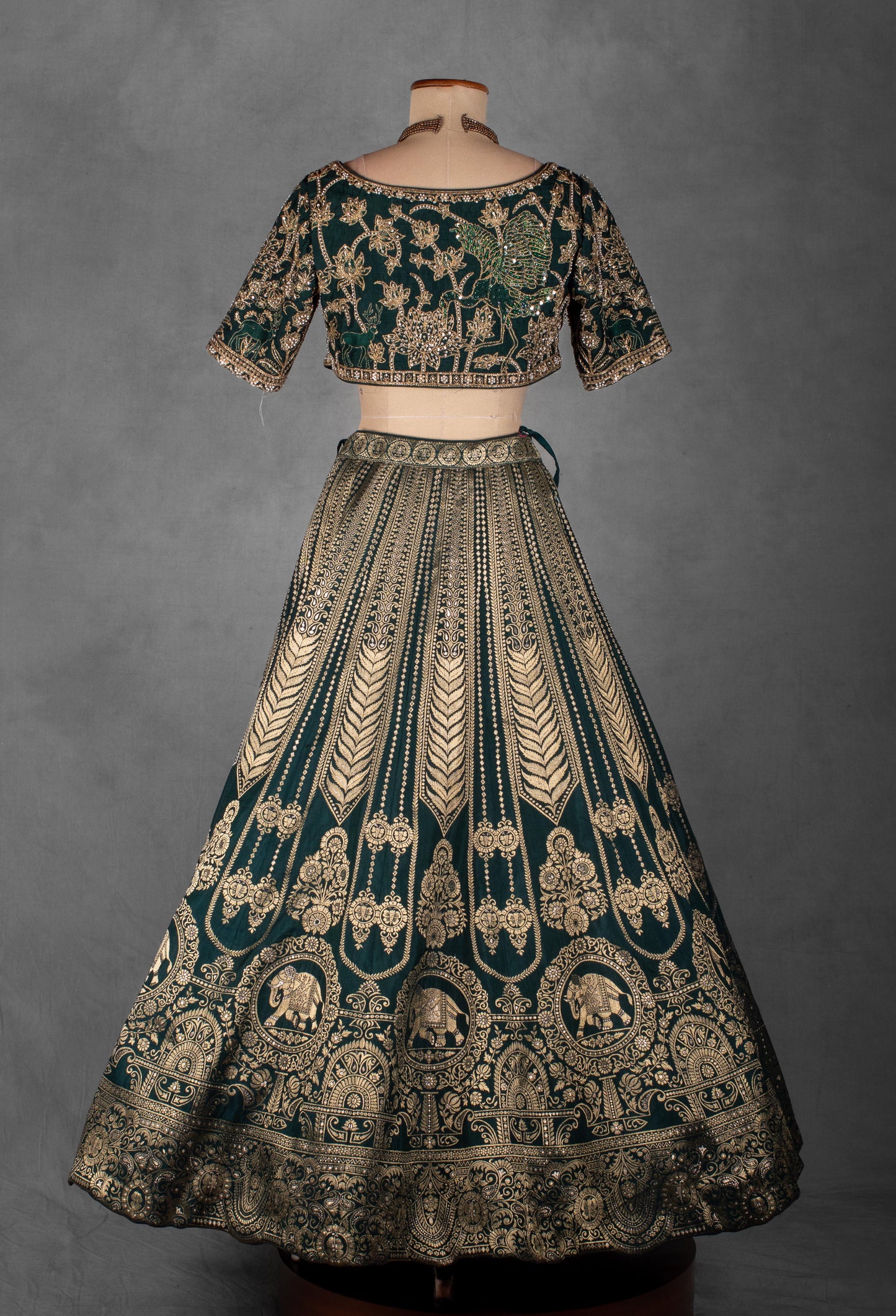 Emerald Green Heavy Embroidered Bridal Lehenga Set with Zari Work Blouse & Dupatta | Luxury Wedding Wear