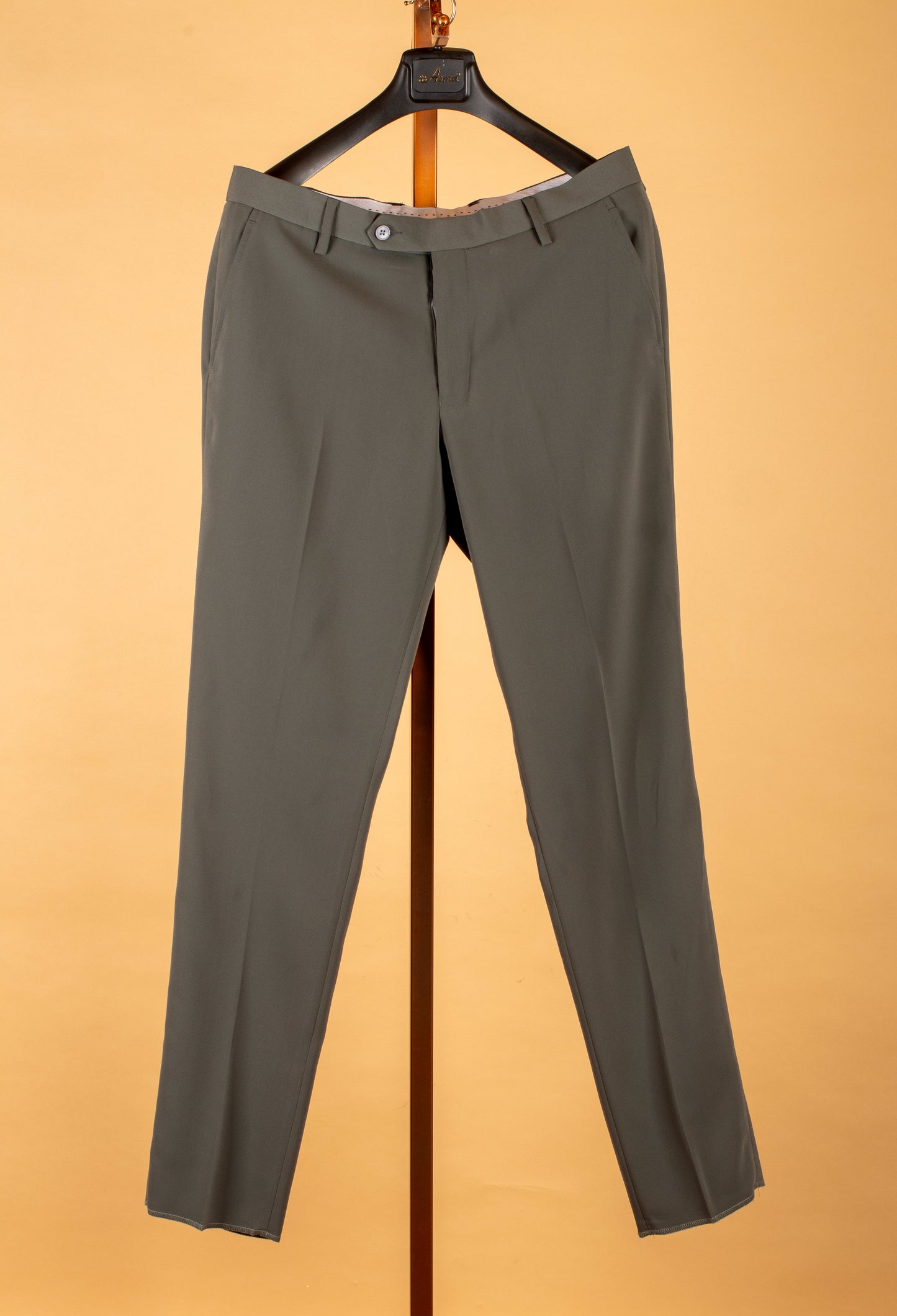 Olive Green Textured Suit for Men – Elegant Wedding & Formal Wear