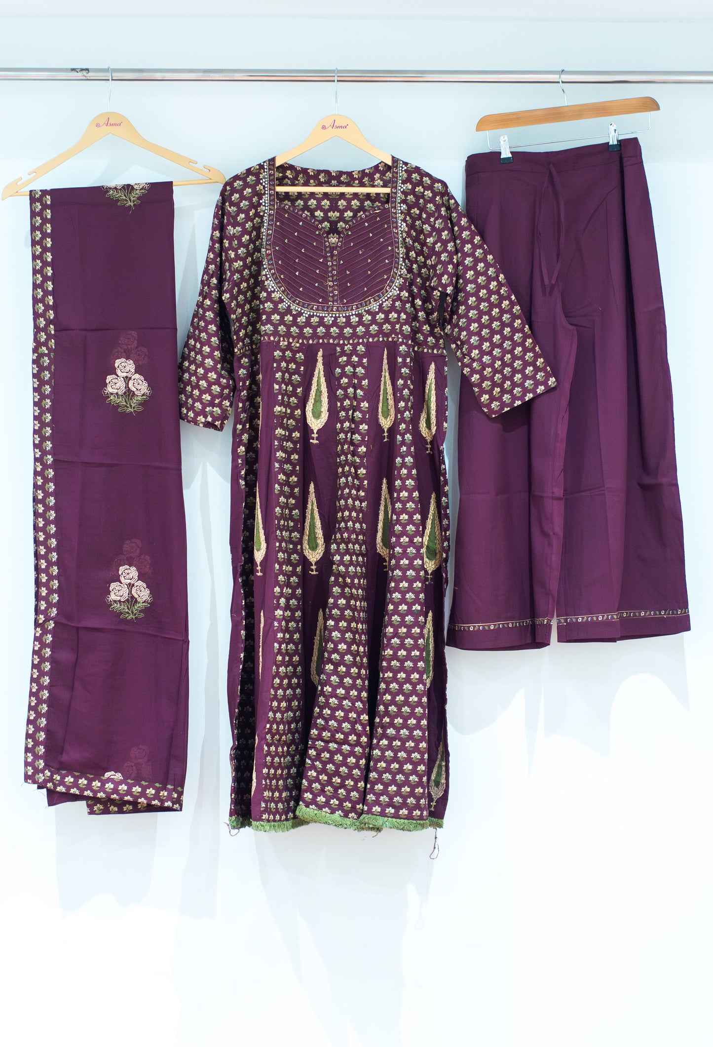 Wine Purple Printed Kurta Set with Dupatta & Pants for Women