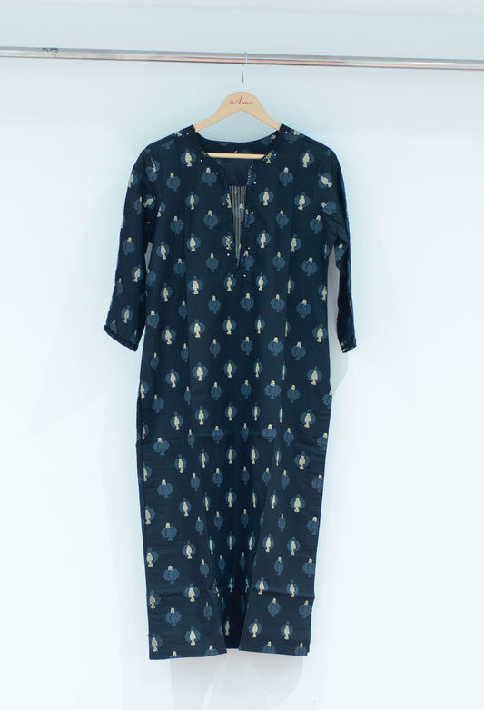 Black printed straight kurta for women – product image 2