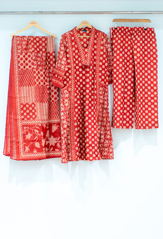 Red polka dot printed kurta set with straight pants and dupatta – product image 2