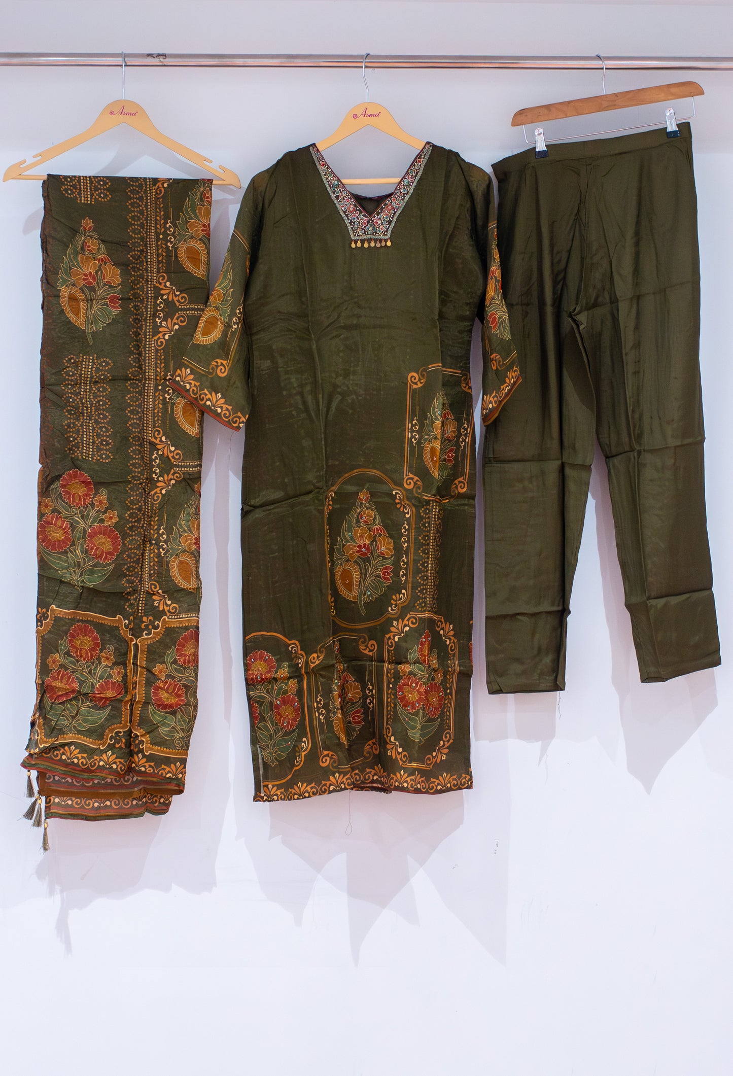 Olive Green Floral Printed Kurta Set with Dupatta & Straight Pants