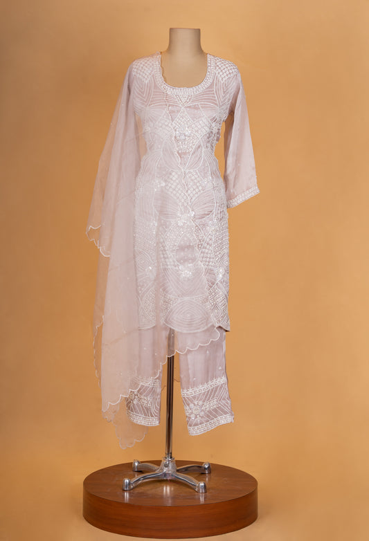 Ivory embroidered straight cut kurta set with organza dupatta – product image 2