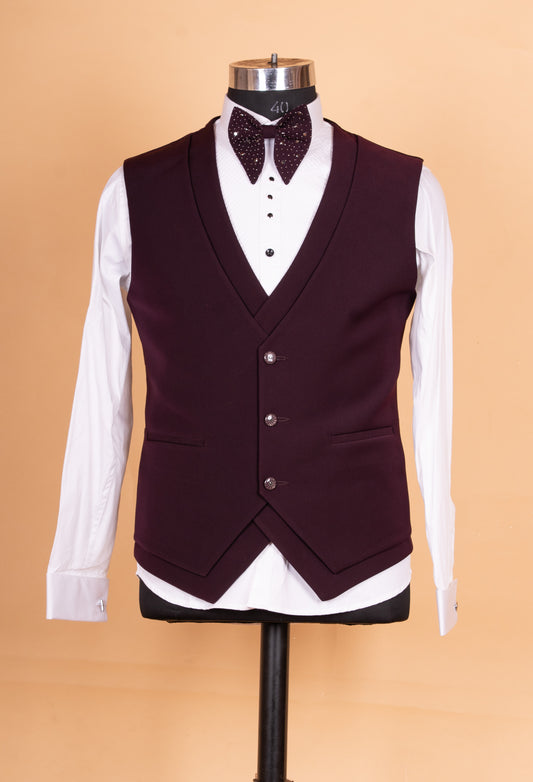 Wine maroon embellished three-piece tuxedo suit for men – product image 2