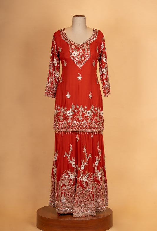 Red embroidered kurta sharara set with dupatta – product image 2