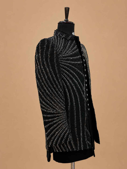 Men's black embellished Indo-Western sherwani set - view 2