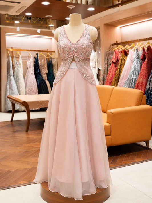 Pink embroidered lehenga set with sheer dupatta - view 2