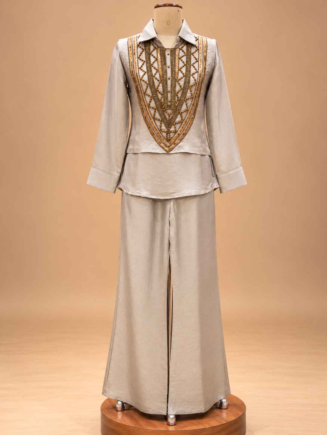 Ivory Embroidered Co-Ord Set with Wide-Leg Trousers | Elegant Ethnic Wear