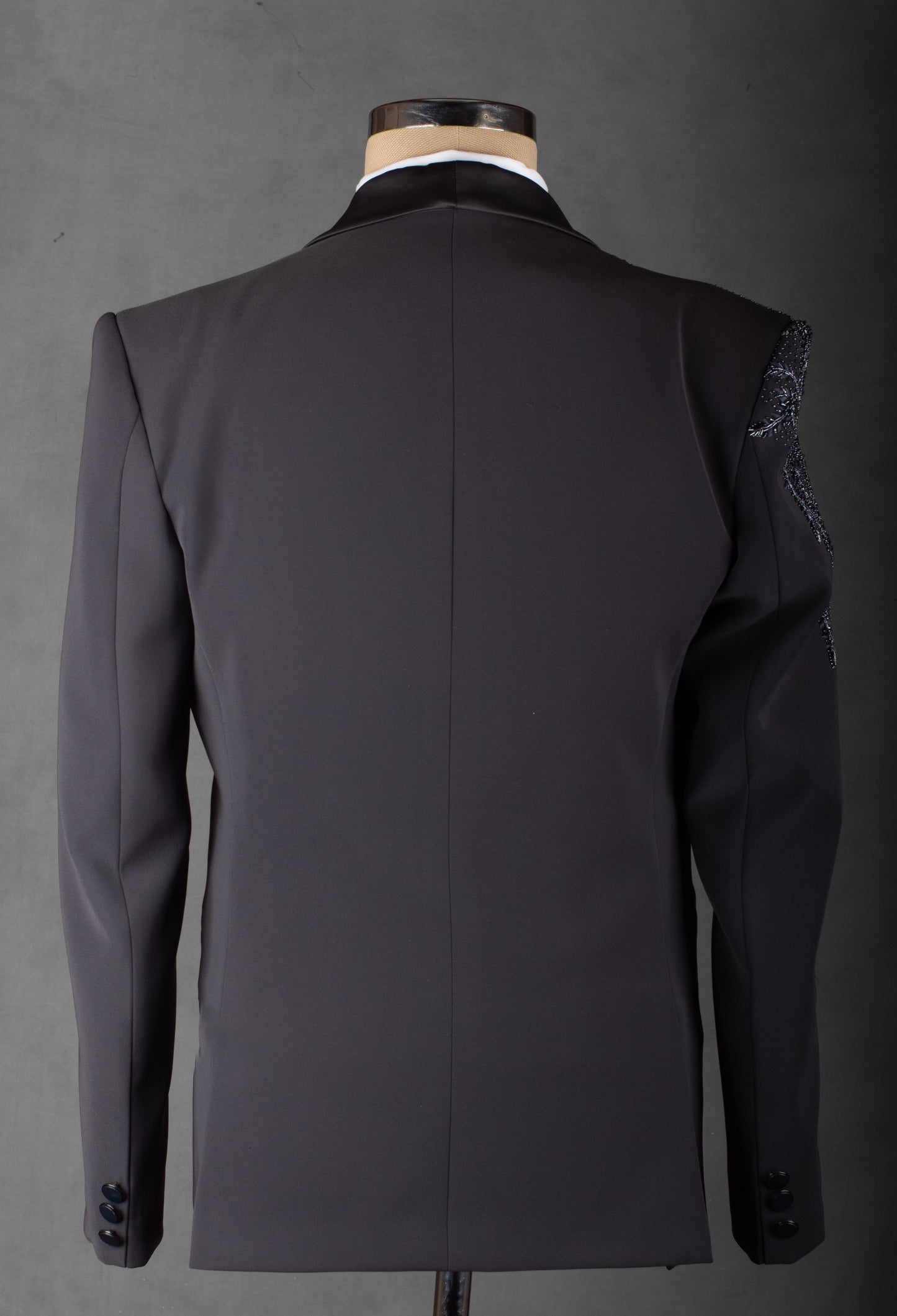 Black Designer Tuxedo Suit for Men – Embroidered Lapel Party & Reception Wear