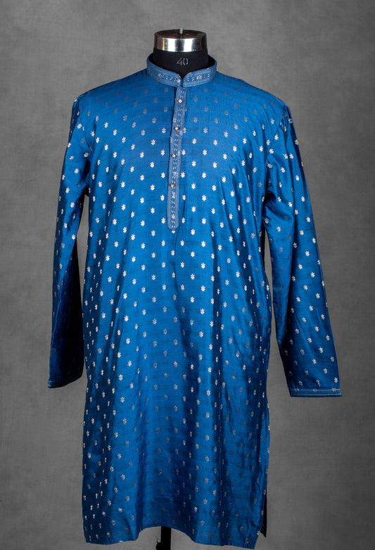 Royal blue mirror work silk-blend kurta for men – product image 2