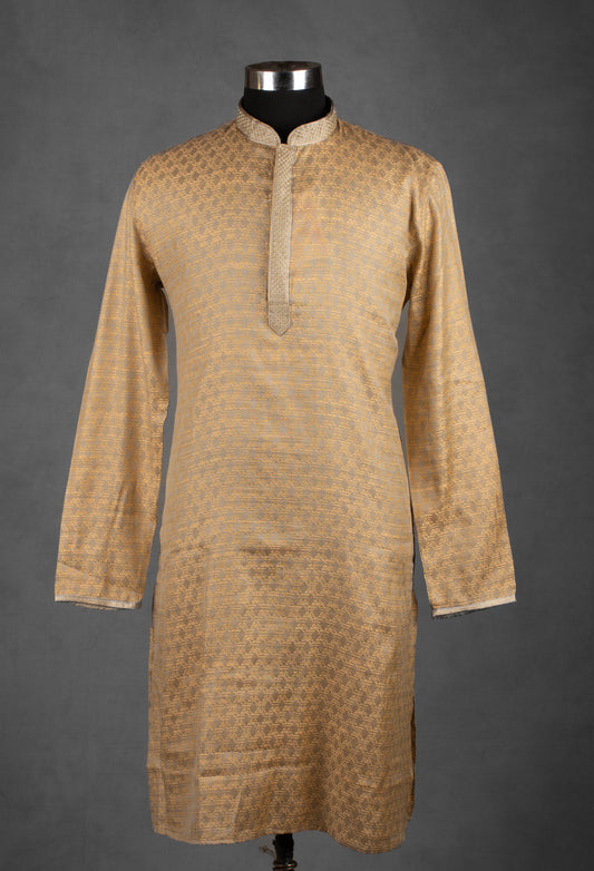 Golden jacquard self-design kurta for men – product image 2