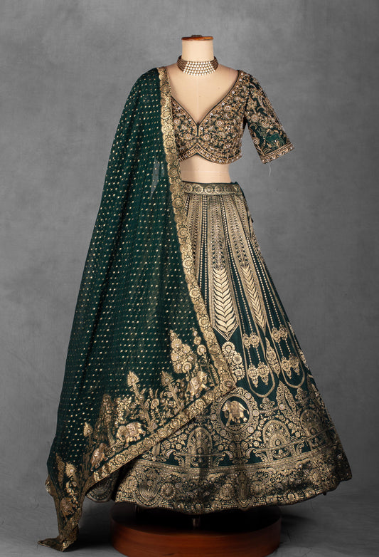 Emerald green heavy zari embroidered bridal lehenga with dupatta – product image 2