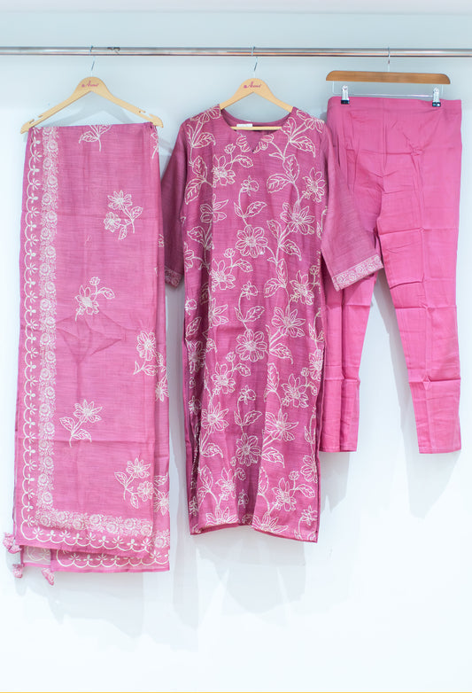 Pink floral print cotton kurta set with dupatta and pants for women – product image 2