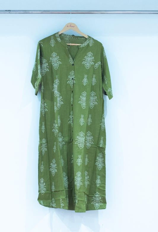 Olive green printed cotton straight kurta for women – product image 2