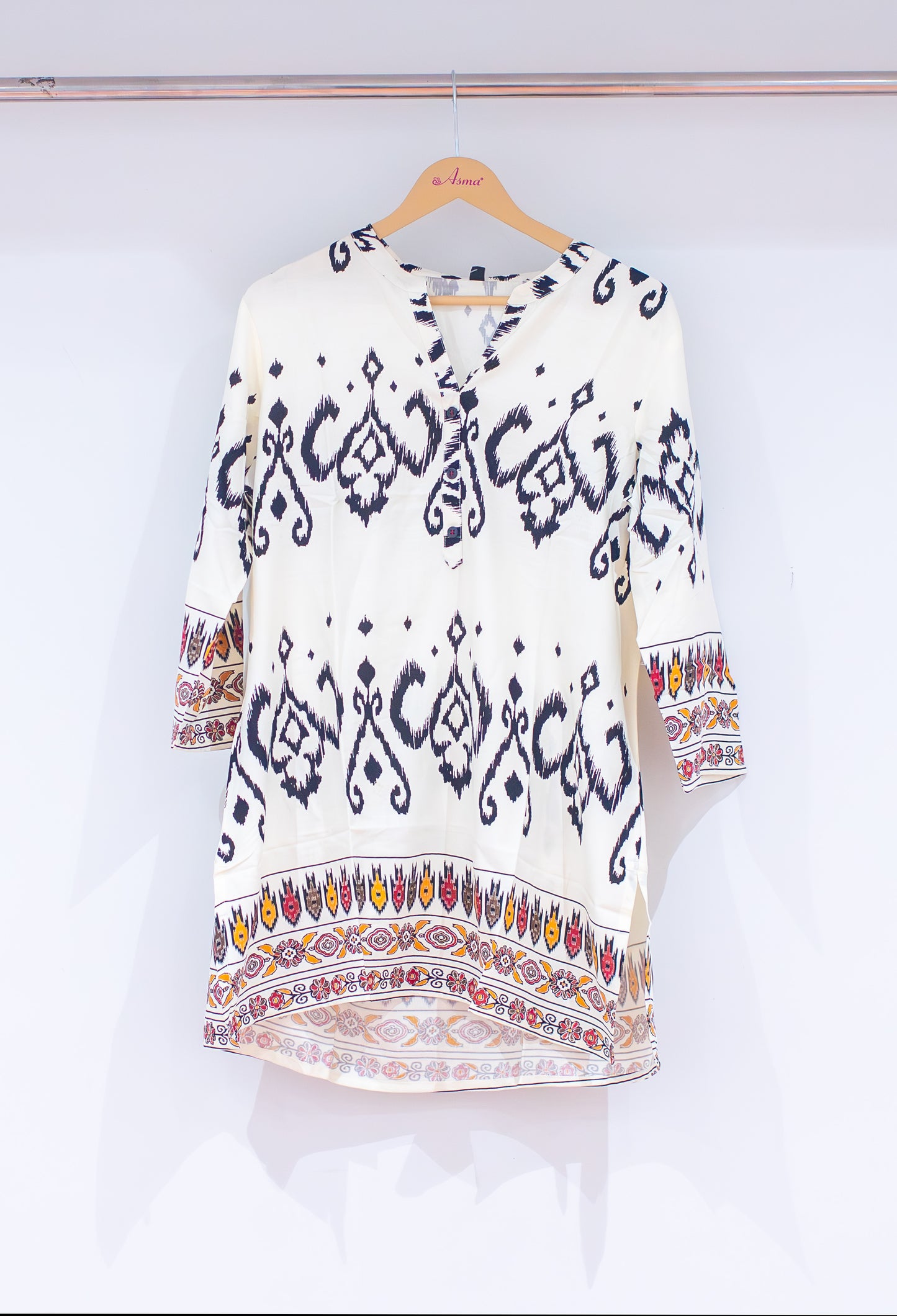 Elegant White Ikat Print Kurti with Contrast Borders "