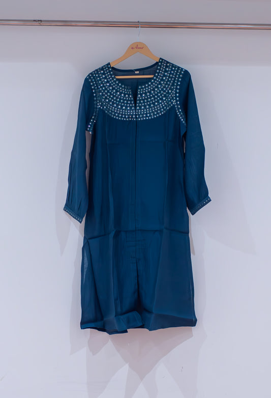 Teal blue embellished single-piece kurta for women – product image 2