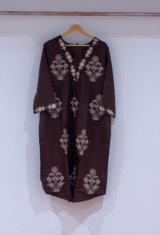 Dark brown floral embroidered kurta for women – product image 2