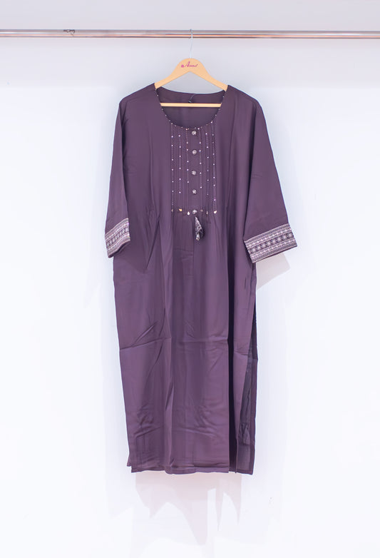 Plum purple embellished straight kurta for women – product image 2